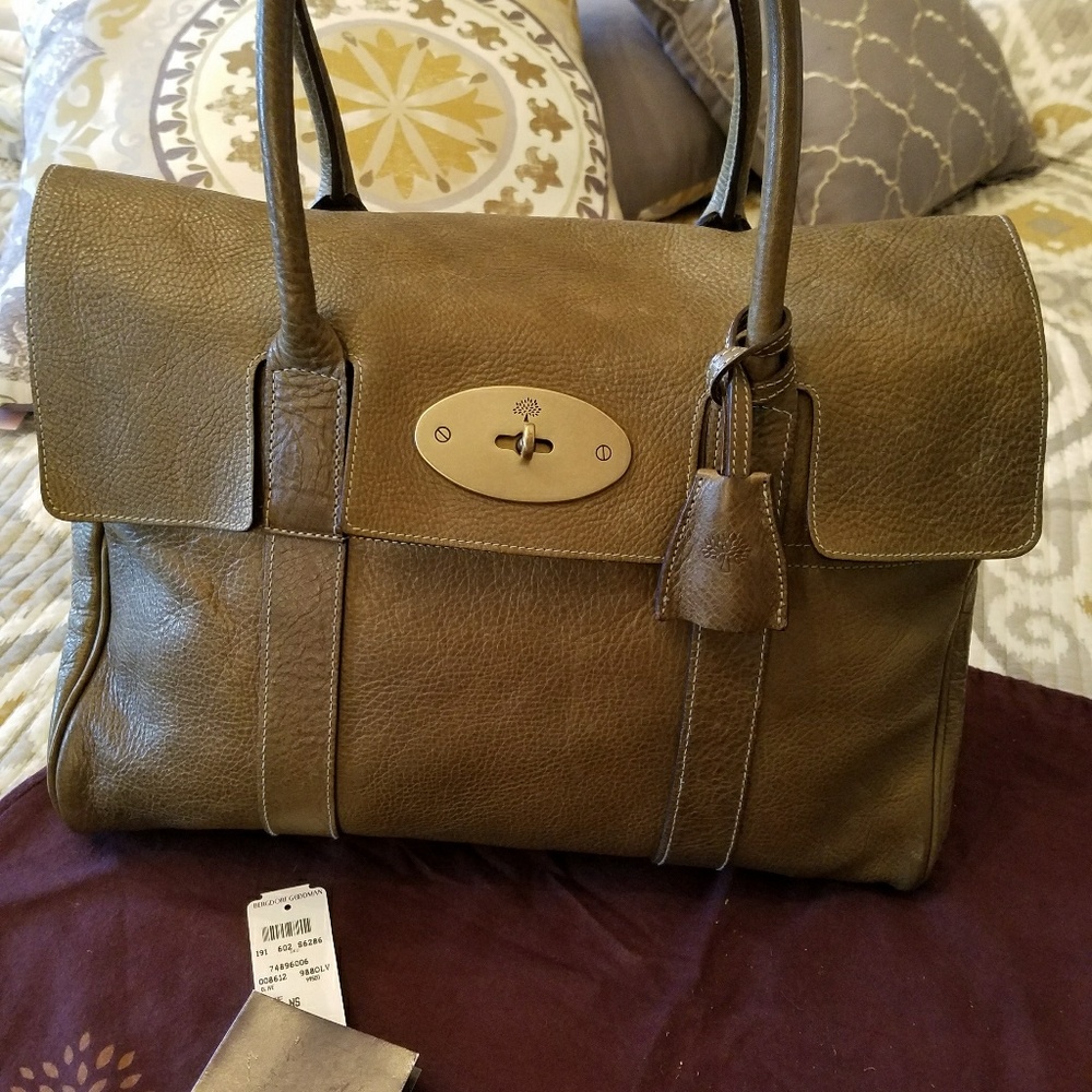 SOLD on EB 💝 Mulberry Bayswater- Olive Green